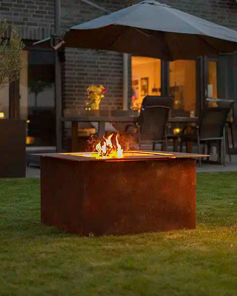 Feuertisch aus Cortenstahl - steelbuddy.living