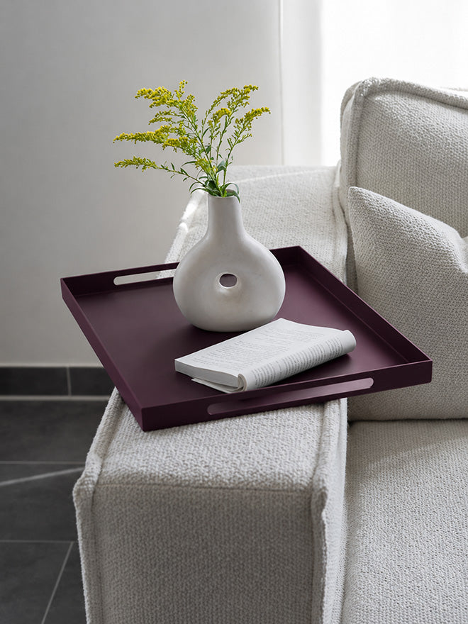 Serviertablett BARI von Steel Buddy, aus Holz mit lila Lackierung, rechteckig und stabil.
